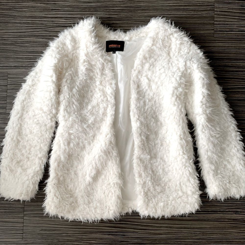 Faux fur white jacket